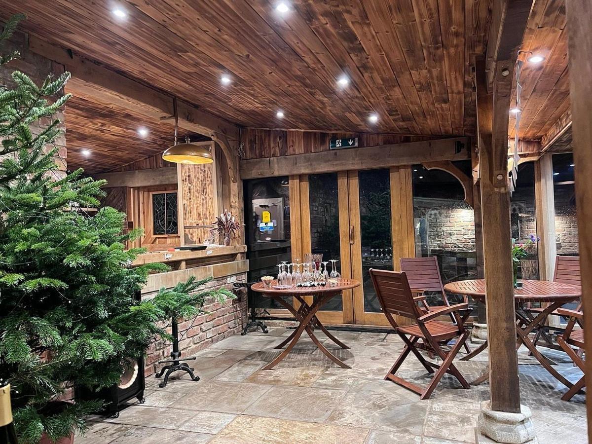 Burtree House & Retreats Tipi With Secluded Hot Tub Hotel Thirkleby Exterior photo